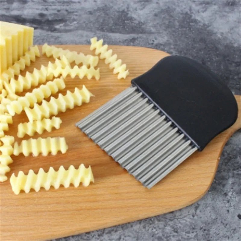 Stainless Steel Potato Chip Slicer Dough Vegetable Fruit Crinkle Wavy Slicer Knife Potato Cutter Chopper French Fry Maker Tool
