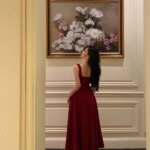 Elegant French Style Hepburn Red Dress Summer New Waist Cinching Slimming Pleated A- Line Long Skirt Knee-Length Sleeveless - Image 5