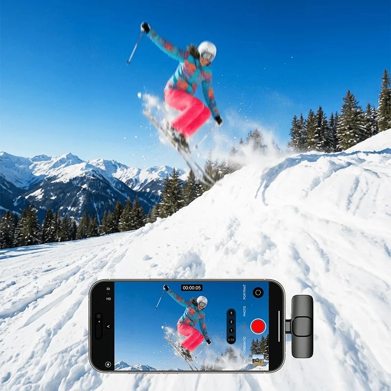 Wireless Lavalier Lapel Microphone for iPhone, iPad, Mini Video Recording Mic for Interview Video Podcast Vlog Noise Reduction Wireless Lavalier Lapel Microphone for iPhone, iPad, Mini Video Recording Mic for Interview Video Podcast Vlog Noise Reduction
