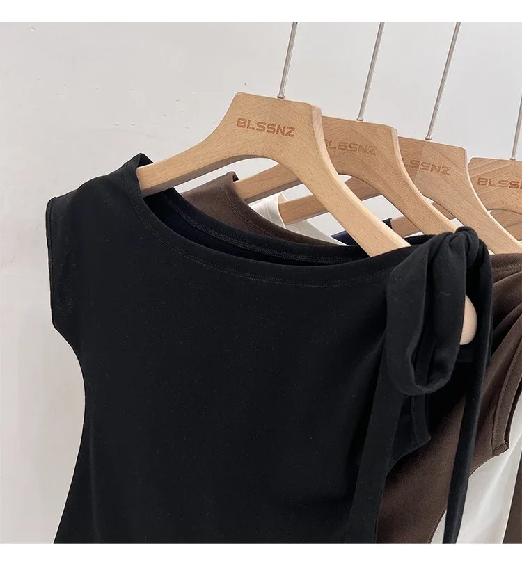 Trendy High Street Solid Color Bow Tie Asymmetric Shoulder T-shirt 2026 Summer Women Tshirt Sexy Fashion Slim Fit Tees Crop Top Trendy High Street Solid Color Bow Tie Asymmetric Shoulder T-shirt 2026 Summer Women Tshirt Sexy Fashion Slim Fit Tees Crop Top