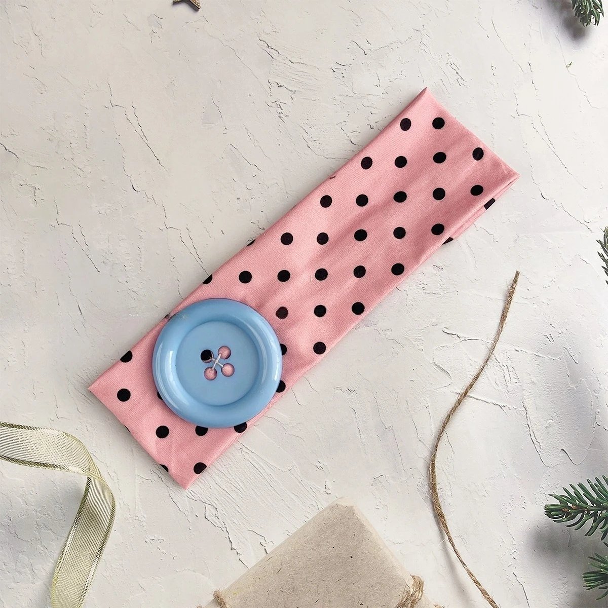Y2K Subculture Large Button Polka Dot Headband Photography Dressing Yoga Going Out on the Street INS Decoration Accessories Y2K Subculture Large Button Polka Dot Headband Photography Dressing Yoga Going Out on the Street INS Decoration Accessories