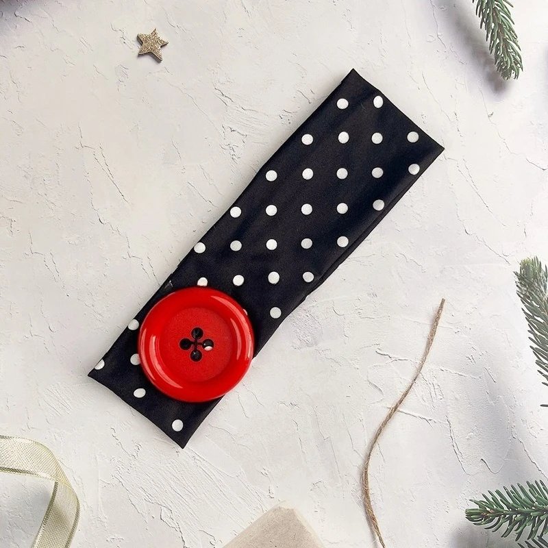 Y2K Subculture Large Button Polka Dot Headband Photography Dressing Yoga Going Out on the Street INS Decoration Accessories Y2K Subculture Large Button Polka Dot Headband Photography Dressing Yoga Going Out on the Street INS Decoration Accessories