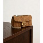 2026 model high-end chain shoulder bag, featuring a diamond pattern design, an extremely fashionable bag. - Image 2
