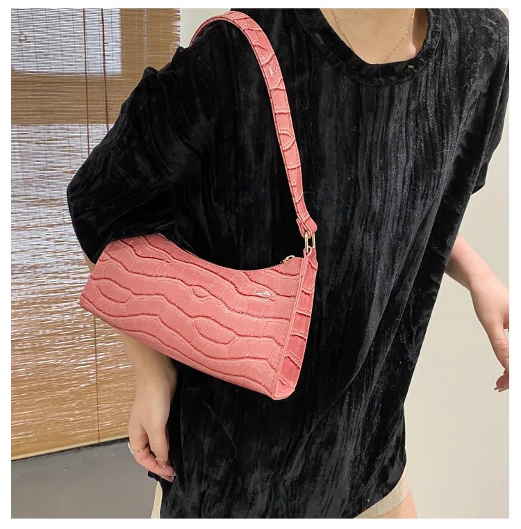 Fashion Exquisite Bag Retro Casual Women Totes Shoulder Bags Female Leather Solid Color Chain Handbag for Women