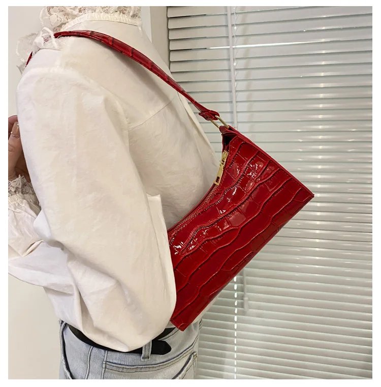 Fashion Exquisite Bag Retro Casual Women Totes Shoulder Bags Female Leather Solid Color Chain Handbag for Women