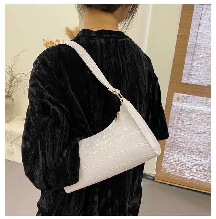Fashion Exquisite Bag Retro Casual Women Totes Shoulder Bags Female Leather Solid Color Chain Handbag for Women