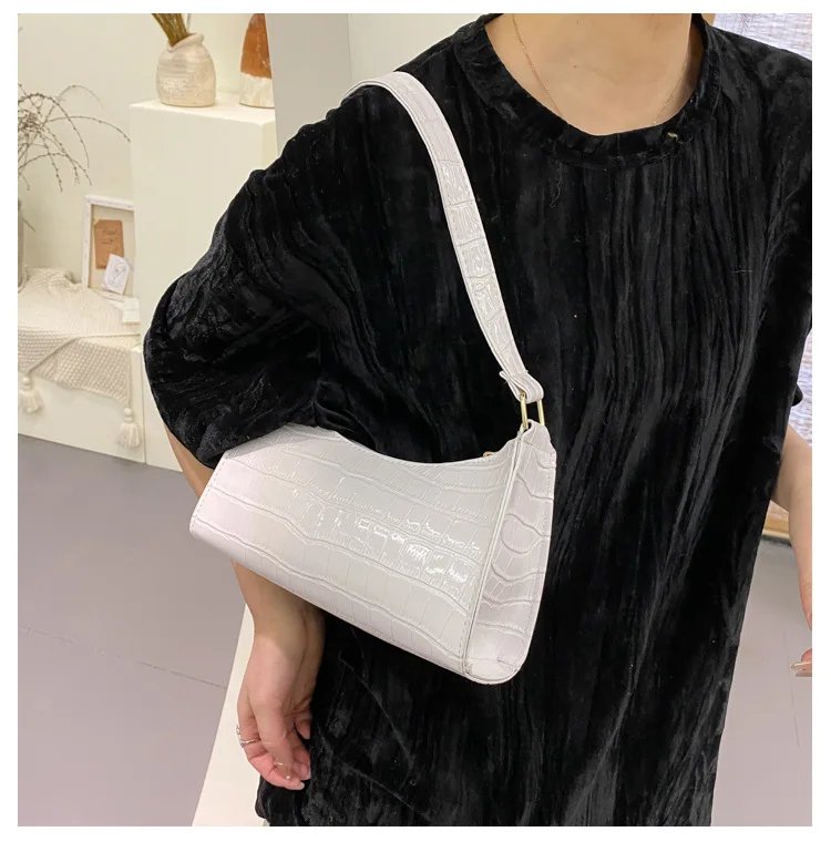 Fashion Exquisite Bag Retro Casual Women Totes Shoulder Bags Female Leather Solid Color Chain Handbag for Women