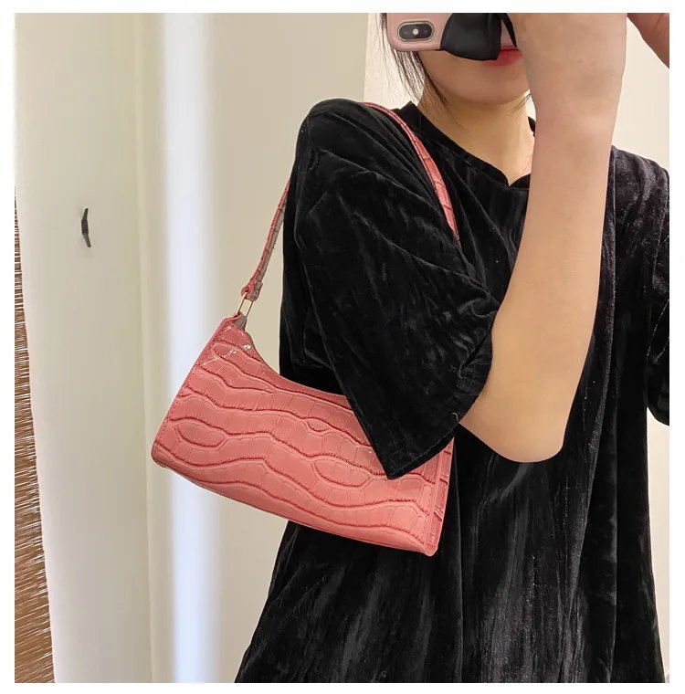 Fashion Exquisite Bag Retro Casual Women Totes Shoulder Bags Female Leather Solid Color Chain Handbag for Women