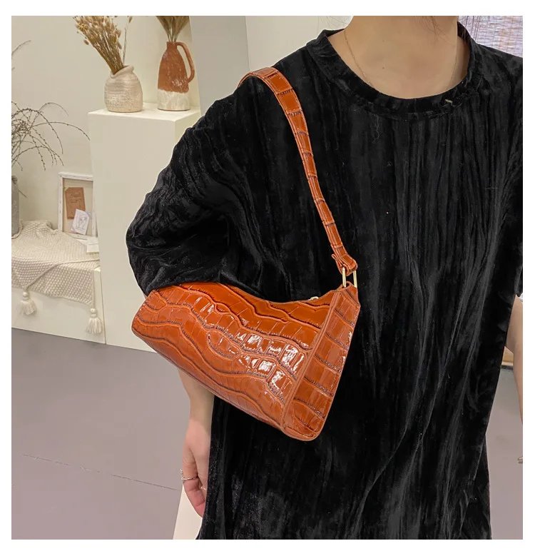 Fashion Exquisite Bag Retro Casual Women Totes Shoulder Bags Female Leather Solid Color Chain Handbag for Women