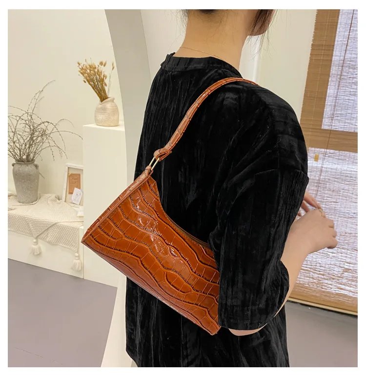 Fashion Exquisite Bag Retro Casual Women Totes Shoulder Bags Female Leather Solid Color Chain Handbag for Women
